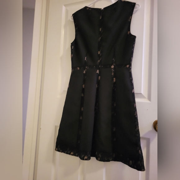 BCGB Maxazria Midi Dress size Small - Picture 4 of 4